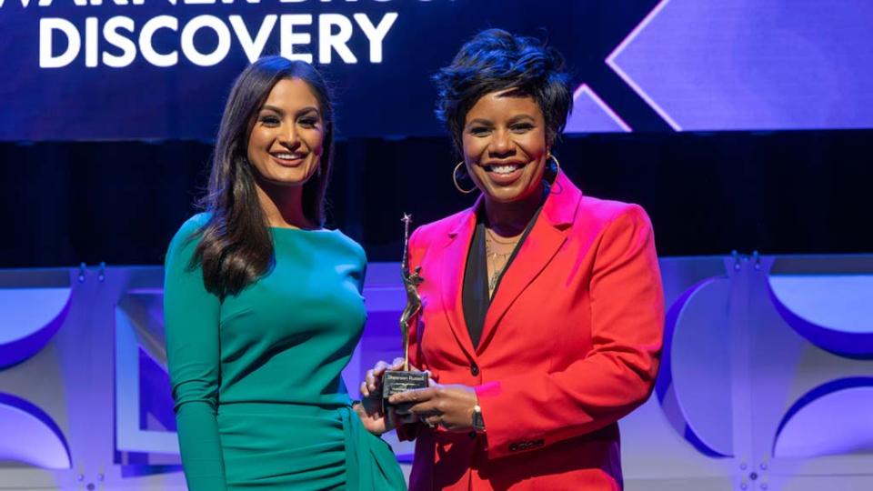 Event host Natasha Verma (l.), anchor at WNYW New York, with Sheereen Russell, executive VP, ad sales, client partnerships & inclusive solutions, Warner Bros. Discovery.