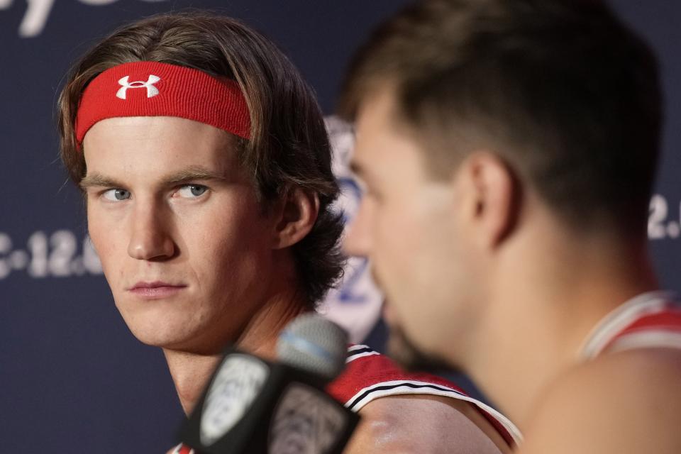 Utah’s Branden Carlson, left, and Rollie Worster attend a news conference at the Pac-12 basketball media day Wednesday, Oct. 11, 2023, in Las Vegas. | John Locher, Associated Press