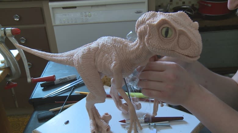 Jurassic art: Island artist sculpting lifelike dinosaurs