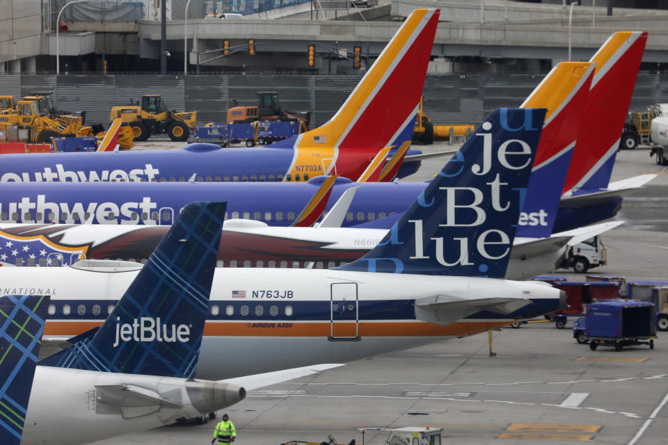 JetBlue and Southwest Airlines planes are parked at the LaGuardia Airport in New York City, U.S. March 4, 2023.  REUTERS/Chris Helgren 