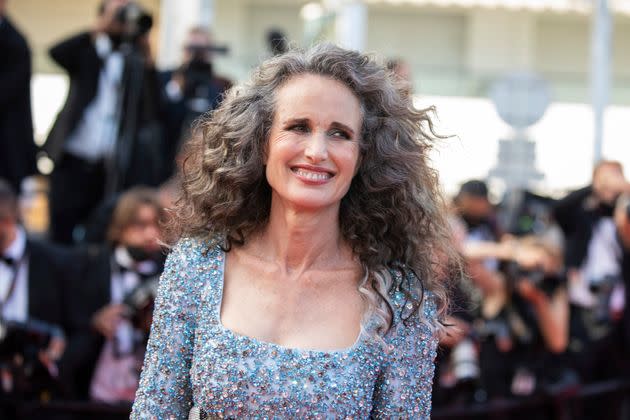 Andie MacDowell le 6 juillet 2021 au Festival de Cannes. (Photo: via Associated Press)