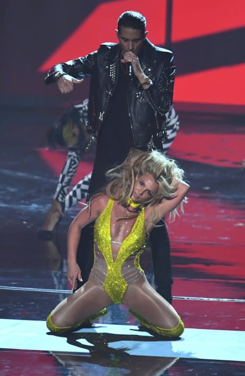 Britney Spears performed her new single "Make Me..." with rapper G-Eazy