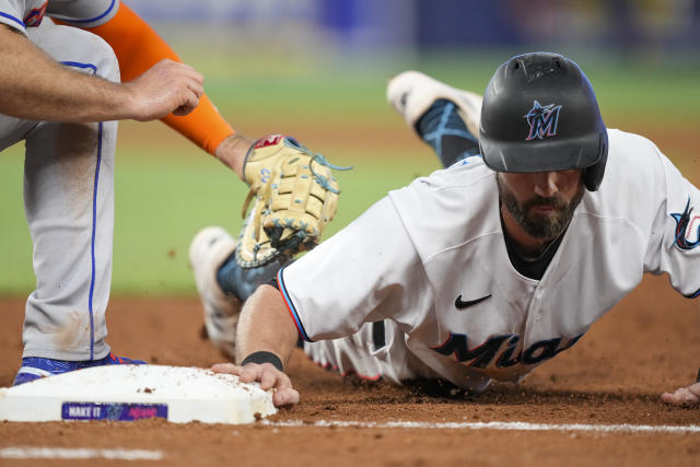 Why hasn't Jon Berti been featured on any 2022 Marlins lineup graphics? -  Fish Stripes