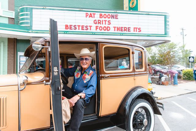 <p>JUSTIN RENFROE</p> Pat Boone on set of the 'Grits' music video