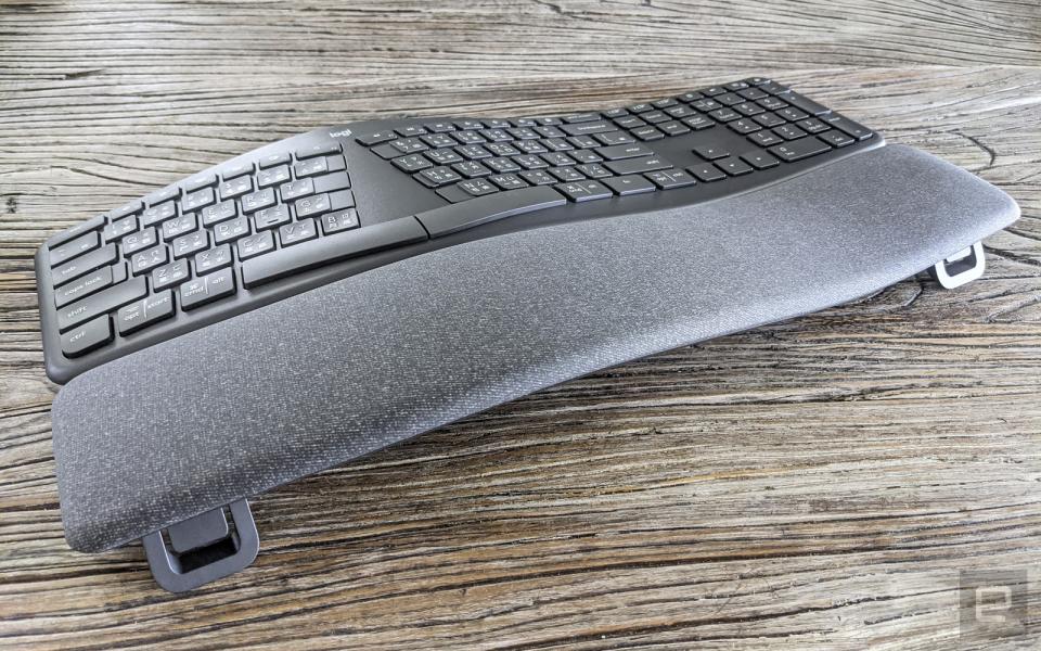 <p>Logitech Ergo K860 split keyboard</p> 