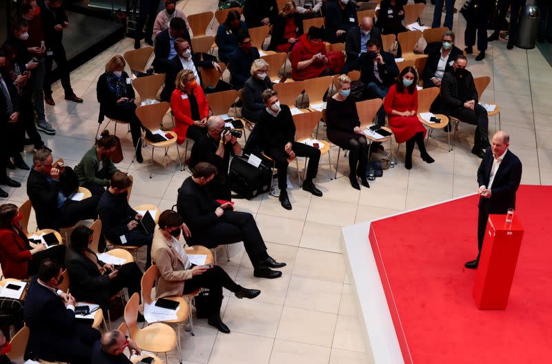 SPD holds party congress in Berlin