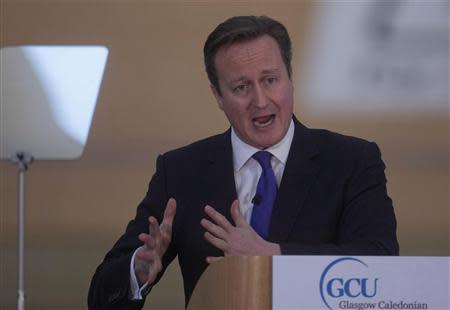 Britain's Prime Minister David Cameron delivers a speech urging Scotland to remain part of the UK at the Olympic Park in east London February 7, 2014. REUTERS/Neil Hall