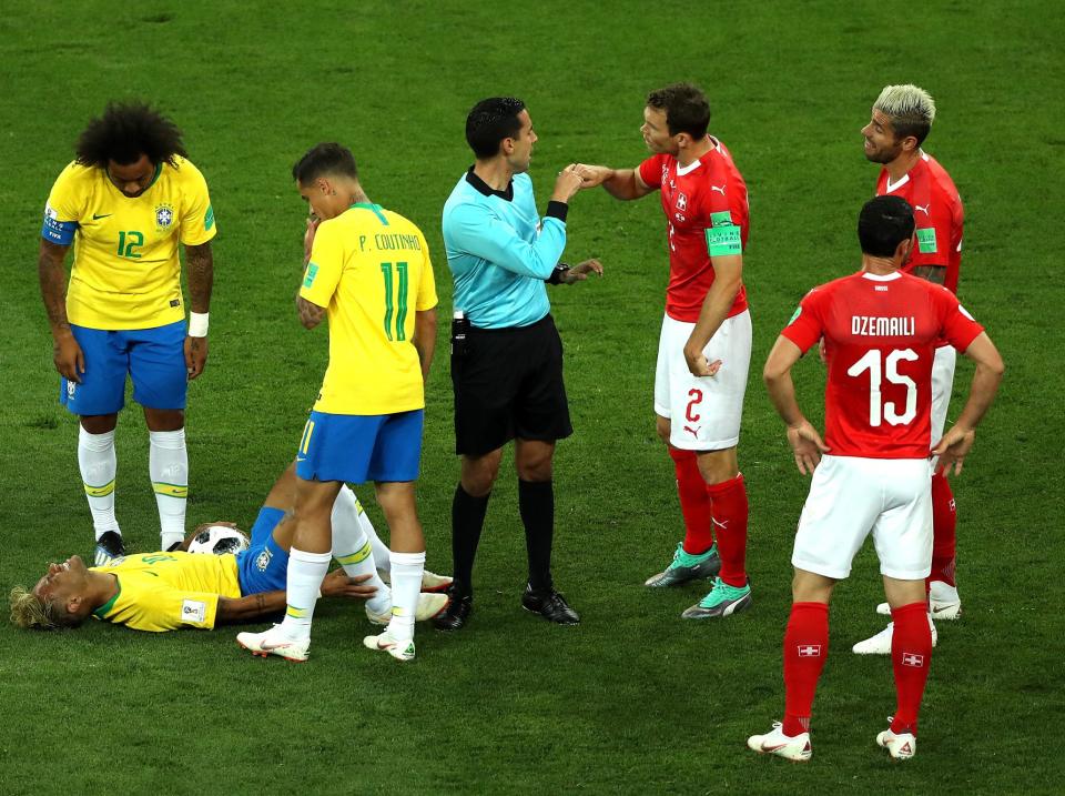 World Cup 2018: Stephan Lichtsteiner criticises referee and hails ‘perfect’ Switzerland defence in Brazil draw