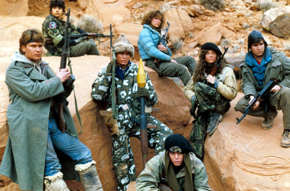 RED DAWN (1984) PATRICK SWAYZE, CHARLIE SHEEN, JENNIFER GREY, C THOMAS HOWELL RDA 026