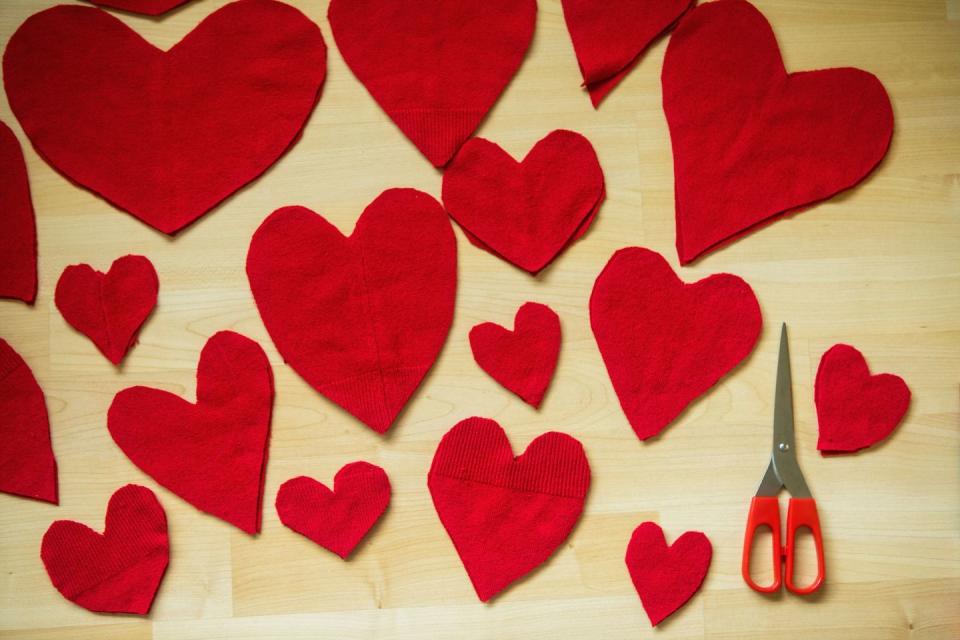 red felt hearts and scissors