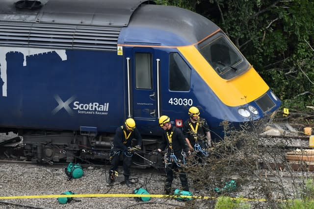 Train derailed at Stonehaven