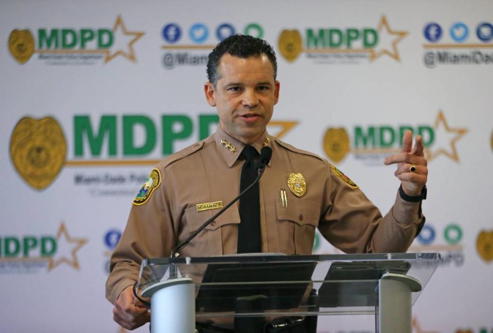 El director del Departamento de Policía de Miami-Dade, Alfredo “Freddy” Ramírez, habla durante una conferencia de prensa en la sede policial el miércoles 8 de enero de 2020 en Miami.