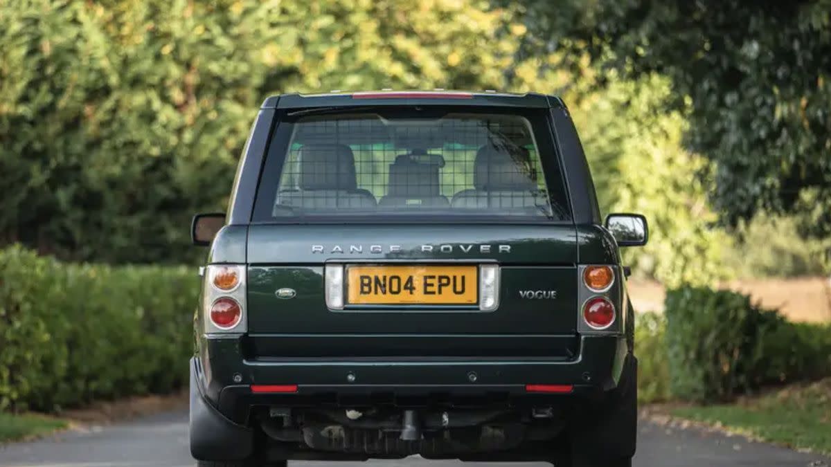 queen elizabeth 2004 range rover for sale rear view