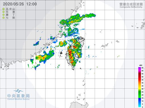 鋒面接近，氣象局發布大雨特報及大雷雨訊息。（圖／翻攝自氣象局）