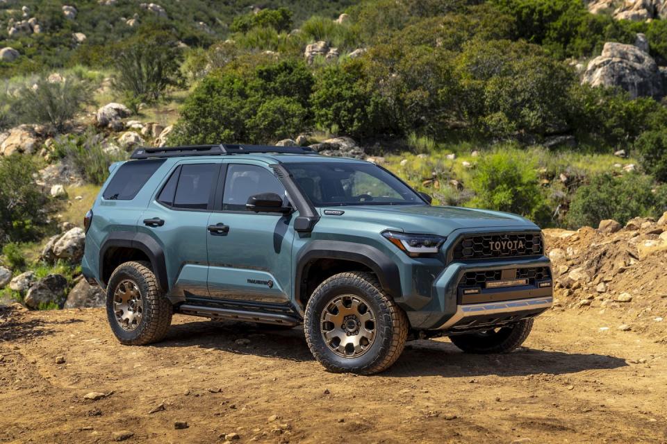 2025 toyota 4runner trailhunter