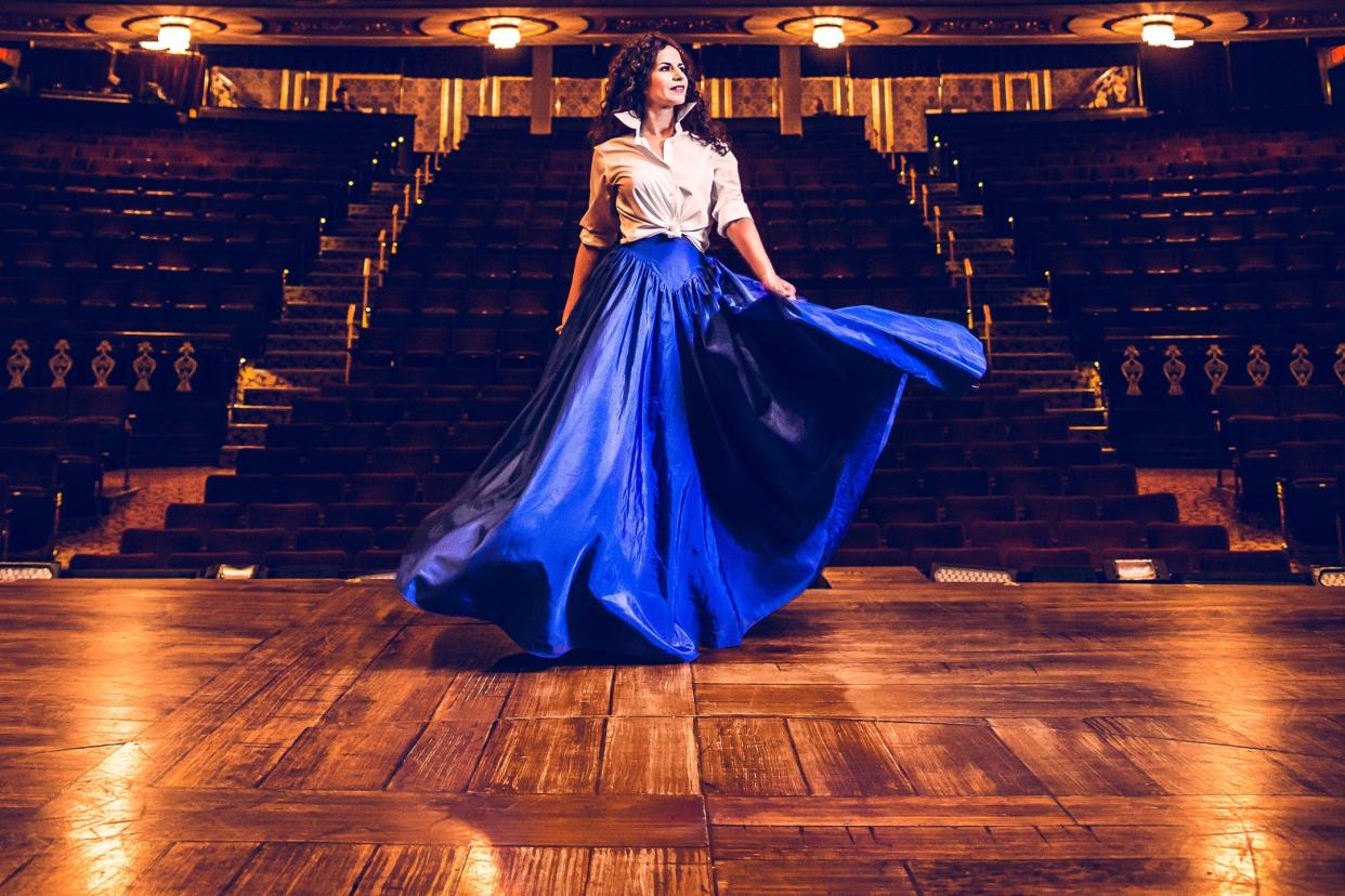 Broadway star Mandy Gonzalez, who originated the role of Nina Rosario in “In the Heights,” joins the Cincinnati Pops and conductor John Morris Russell May 2-4, 2025, in a celebration of the greatest Latine voices of Broadway.