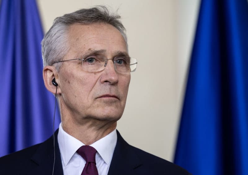 Jens Stoltenberg, Secretary General of NATO, takes part in a press conference with Chancellor Scholz in the Chancellery. Hannes P Albert/dpa