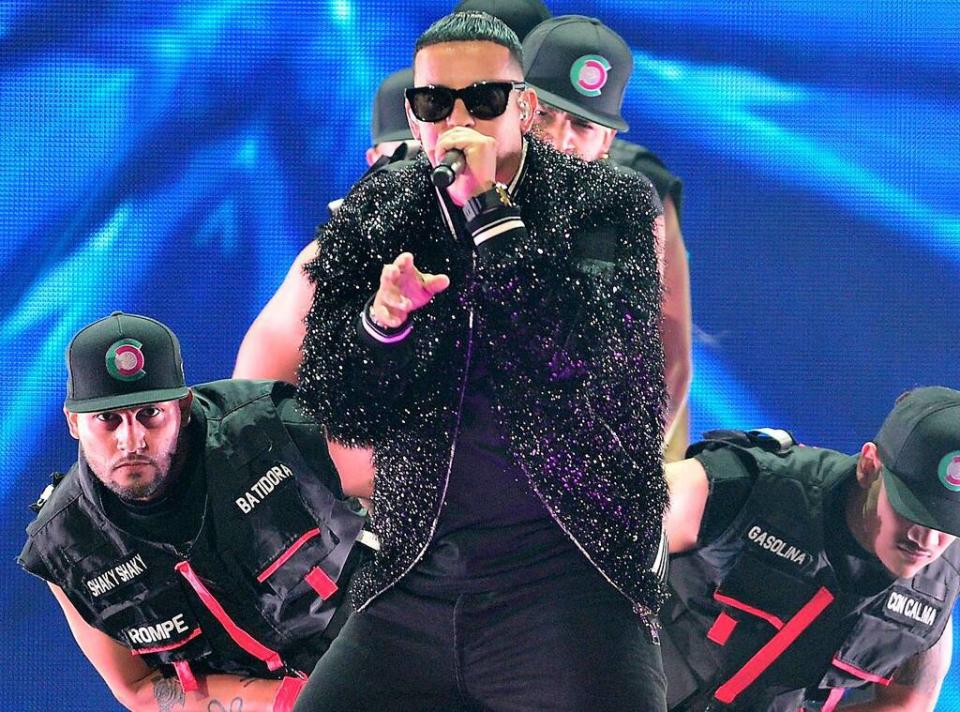 Daddy Yankee, Performing