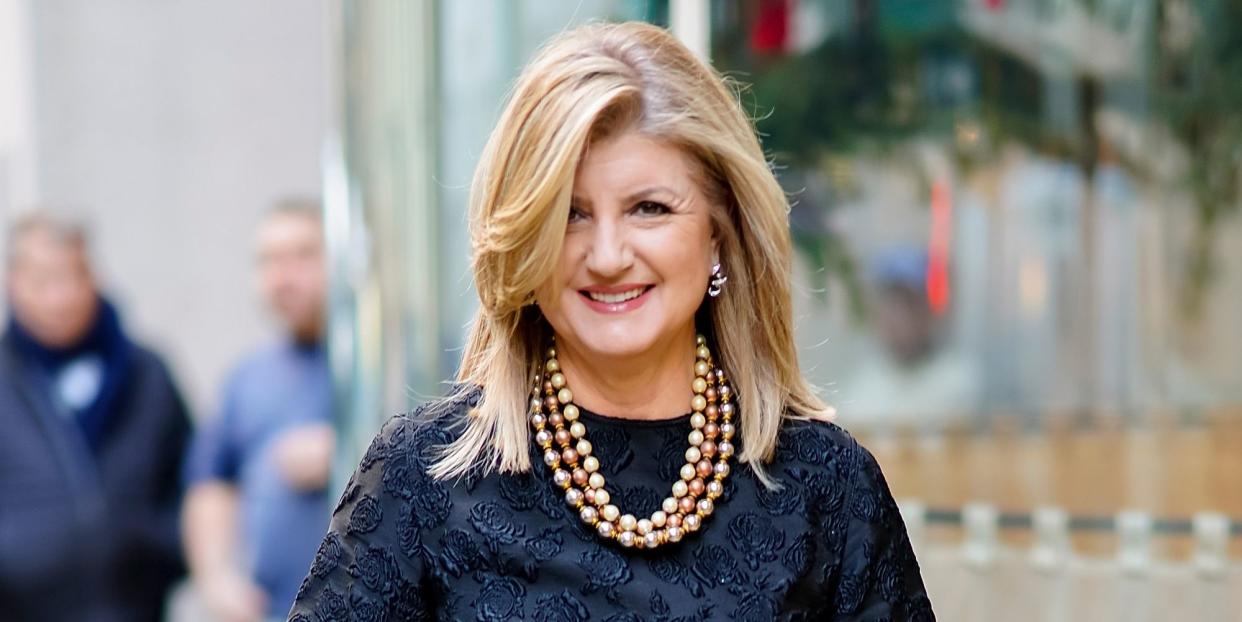 arianna huffington walking