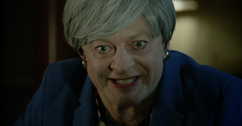 Andy Serkis ha participado en una campaña para pedir que dejen a los británicos votar el acuerdo del Brexit protagonizando un vídeo en el que recupera a Gollum en la piel de Theresa May. (Foto: Captura del vídeo de Youtube)