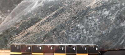 Picture 1: O3HR-24-016: 316.1-316.6m.  Details of a core sample that returned 5.3 g/t Au over 0.5 metres. (CNW Group/O3 Mining Inc.)