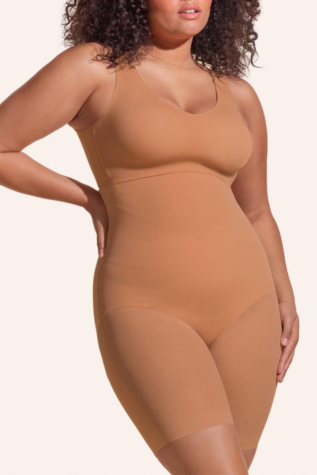 Shapewear is a must have fashion essential that makes us feel 🤩 Wow.