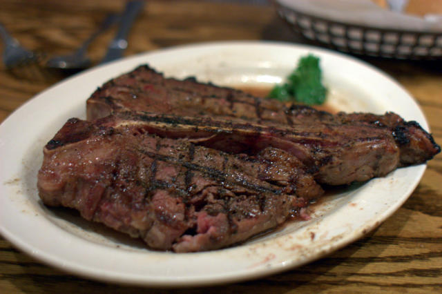 Why Doesn't Anyone Use Steak Sauce Anymore? - Thrillist