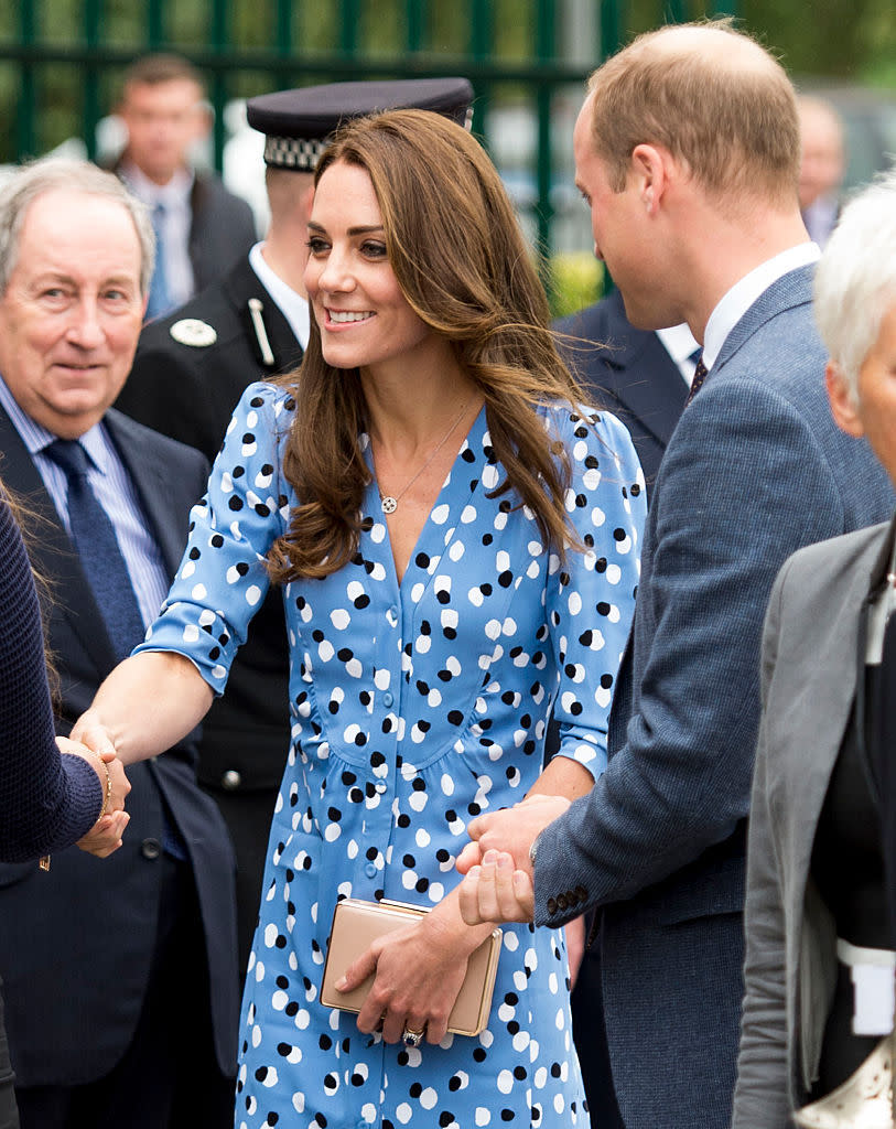 <p>Easy to hold in one hand while the other shakes the hands of dignitaries at events. <i>(Photo by Mark Cuthbert/UK Press via Getty Images)</i></p>