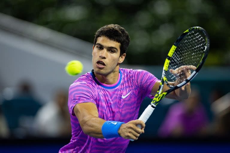 Carlos Alcaraz enfrenta por la tercera ronda del Masters 1000 de Miami a Gael Monfils