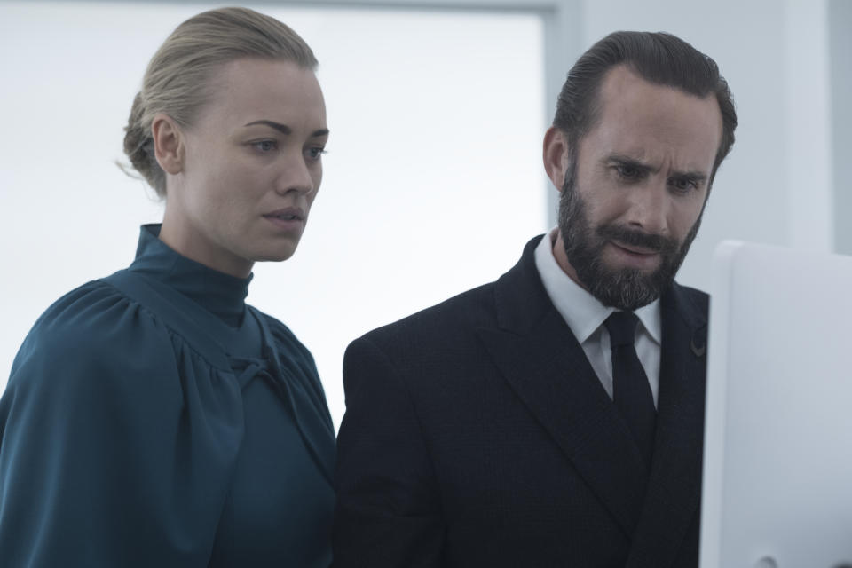 THE HANDMAID'S TALE -- "June" -- Episode 201 -- Offred reckons with the consequences of a dangerous decision while haunted by memories from her past and the violent beginnings of Gilead. Serena Joy (Yvonne Strahovski) and Commander Waterford (Joseph Fiennes), shown. (Photo by:George Kraychyk/Hulu)