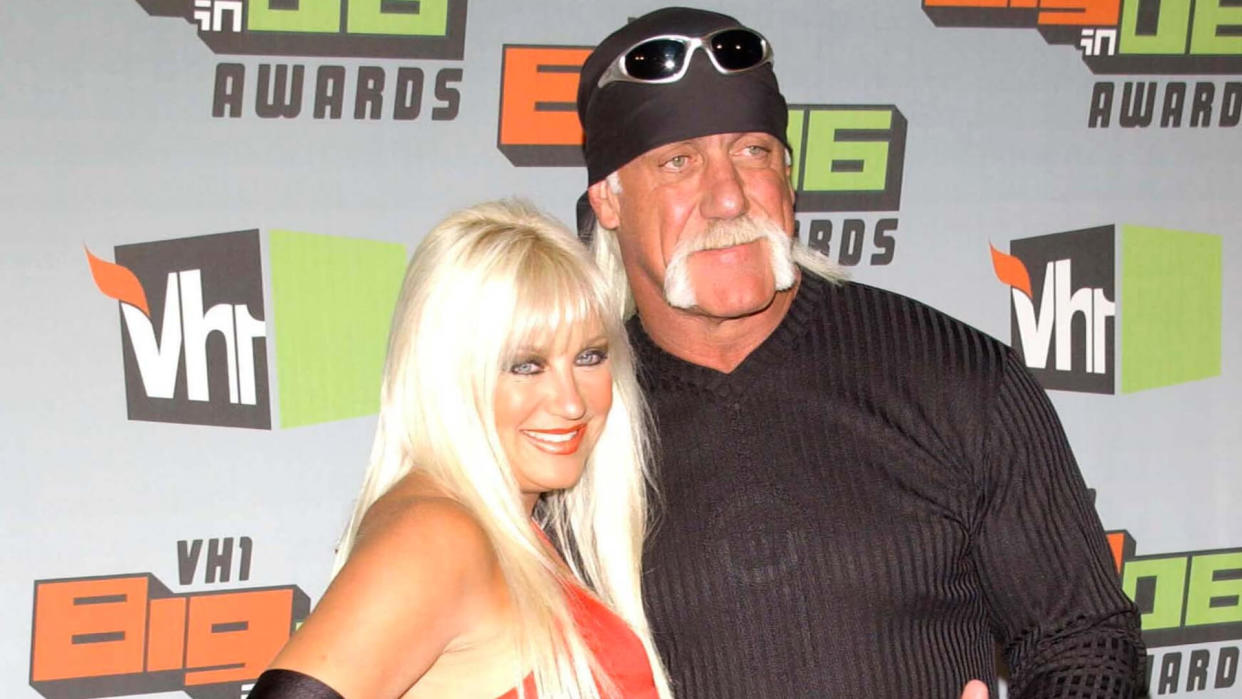 CULVER CITY, CA - DECEMBER 02: Linda Hogan and Hulk Hogan at the VH1 Big in '06 Awards on December 02, 2006 at Sony Studios, Culver City, CA.