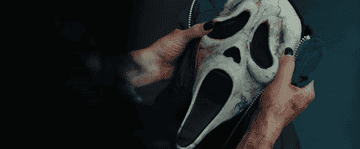 sam with billy loomis's mask in scream vi