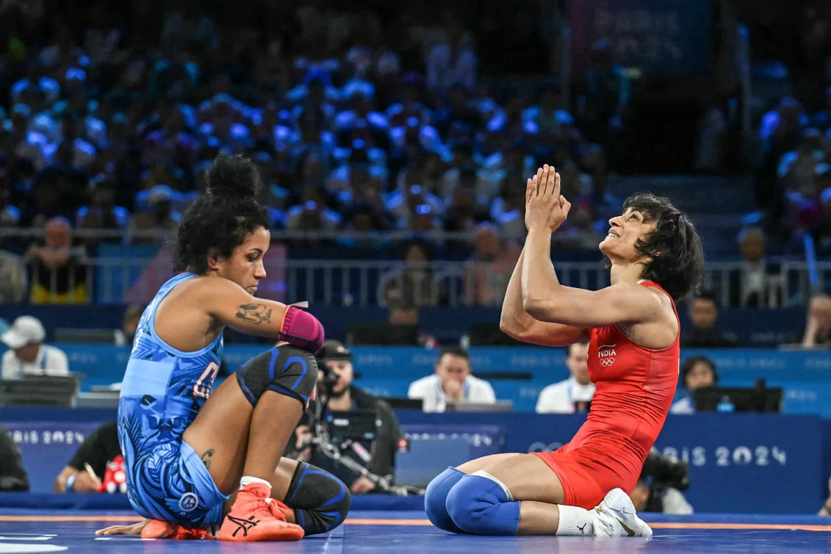 Indian female wrestler is disqualified from gold medal match after making Olympic history