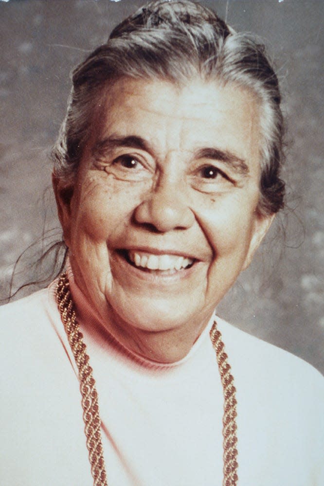 Maria Urquides, Tucson revolutionary in bilingual education