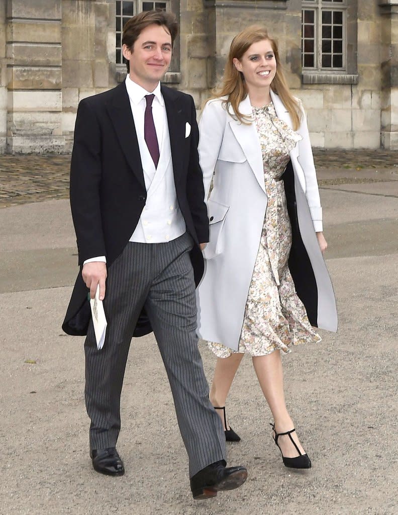 Princess Beatrice Is Pregnant Expecting 1st Child With Edoardo Mapelli Mozzi 2