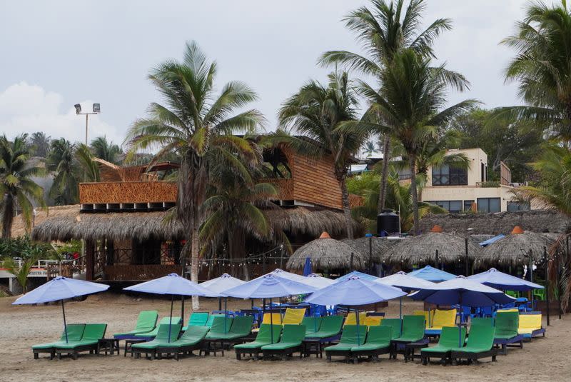 First hurricane of the eastern Pacific season barrels towards southern Mexico