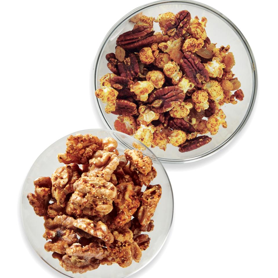 Spiced Popcorn with Pecans and Raisins