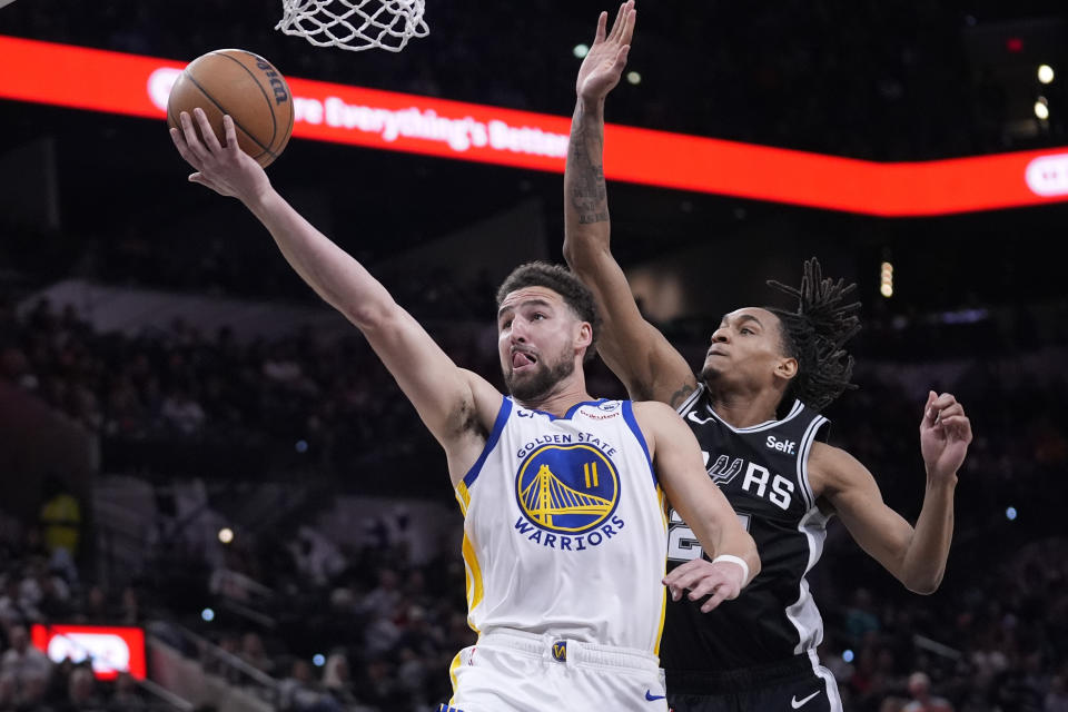 Klay Thompson is leaving the Warriors and will join the Mavericks, AP