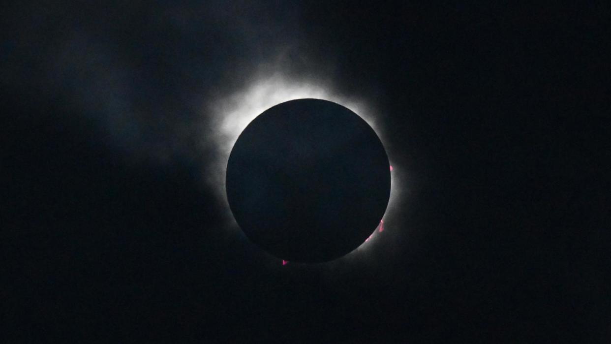 PHOTO: The moon eclipses the sun during a total solar eclipse across North America, at Niagara Falls State Park in Niagara Falls, New York, on April 8, 2024.  (Angela Weiss/AFP via Getty Images)