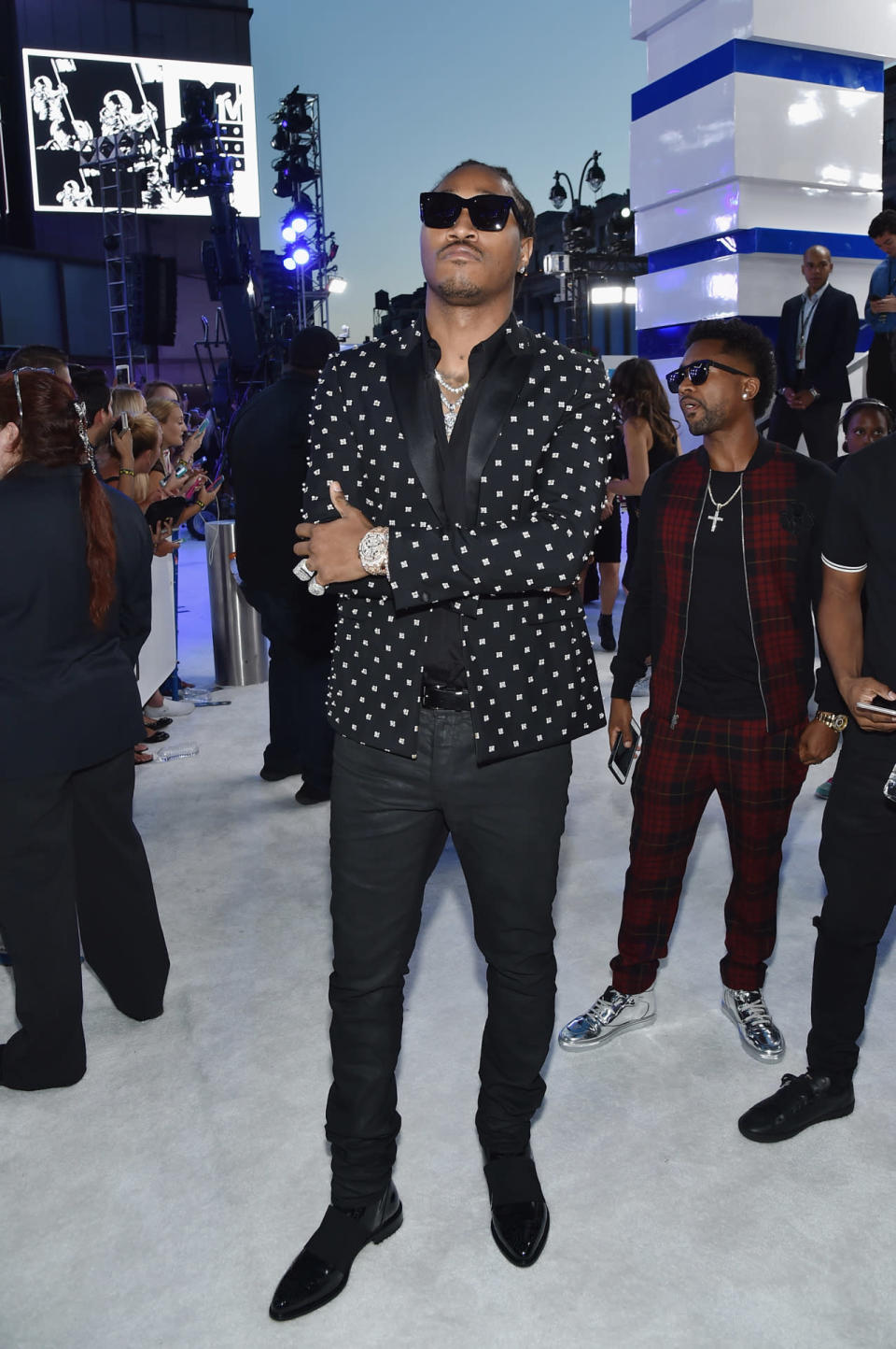 Hip-hop artist Future wearing a polka-dot blazer. 