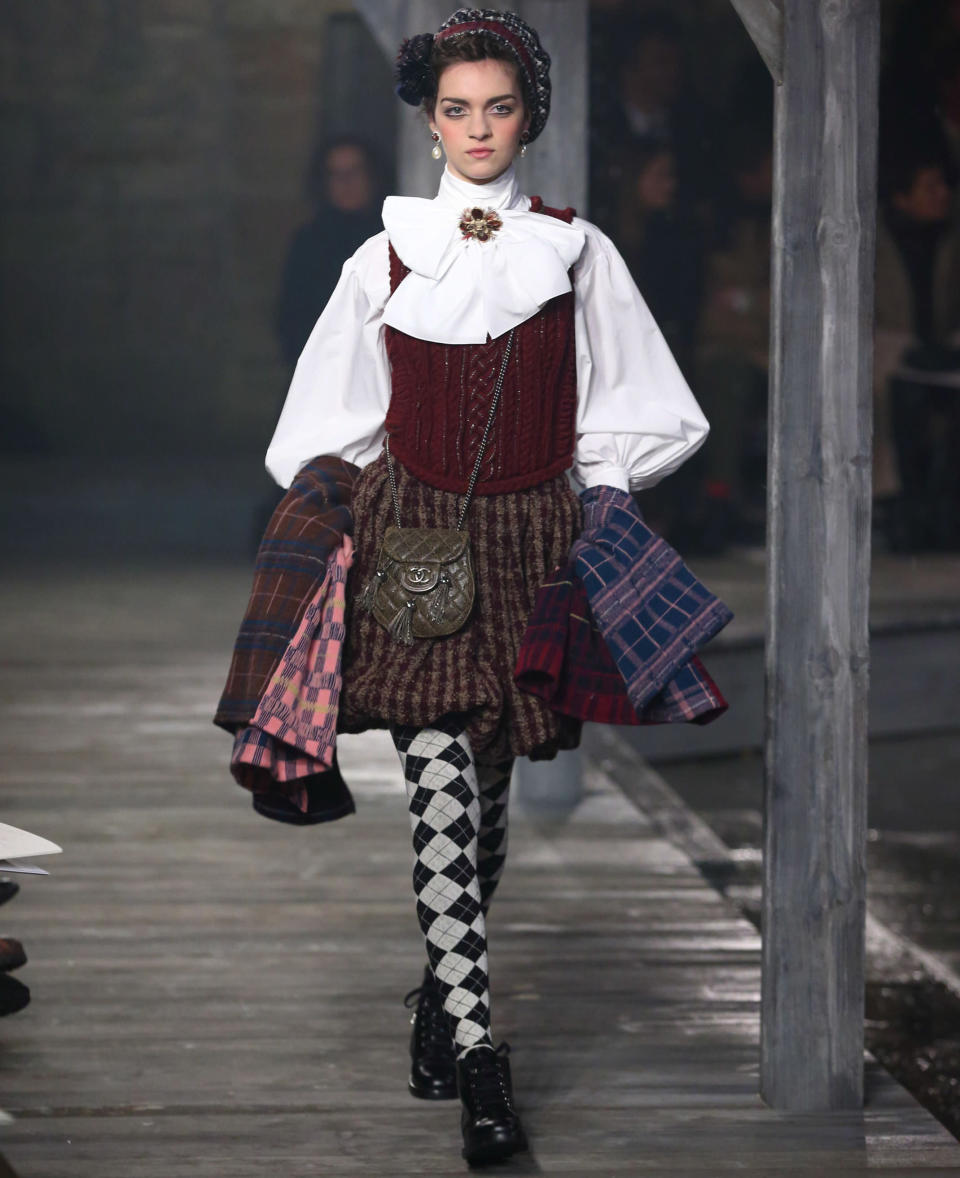 chanel show scotland karl lagerfeld