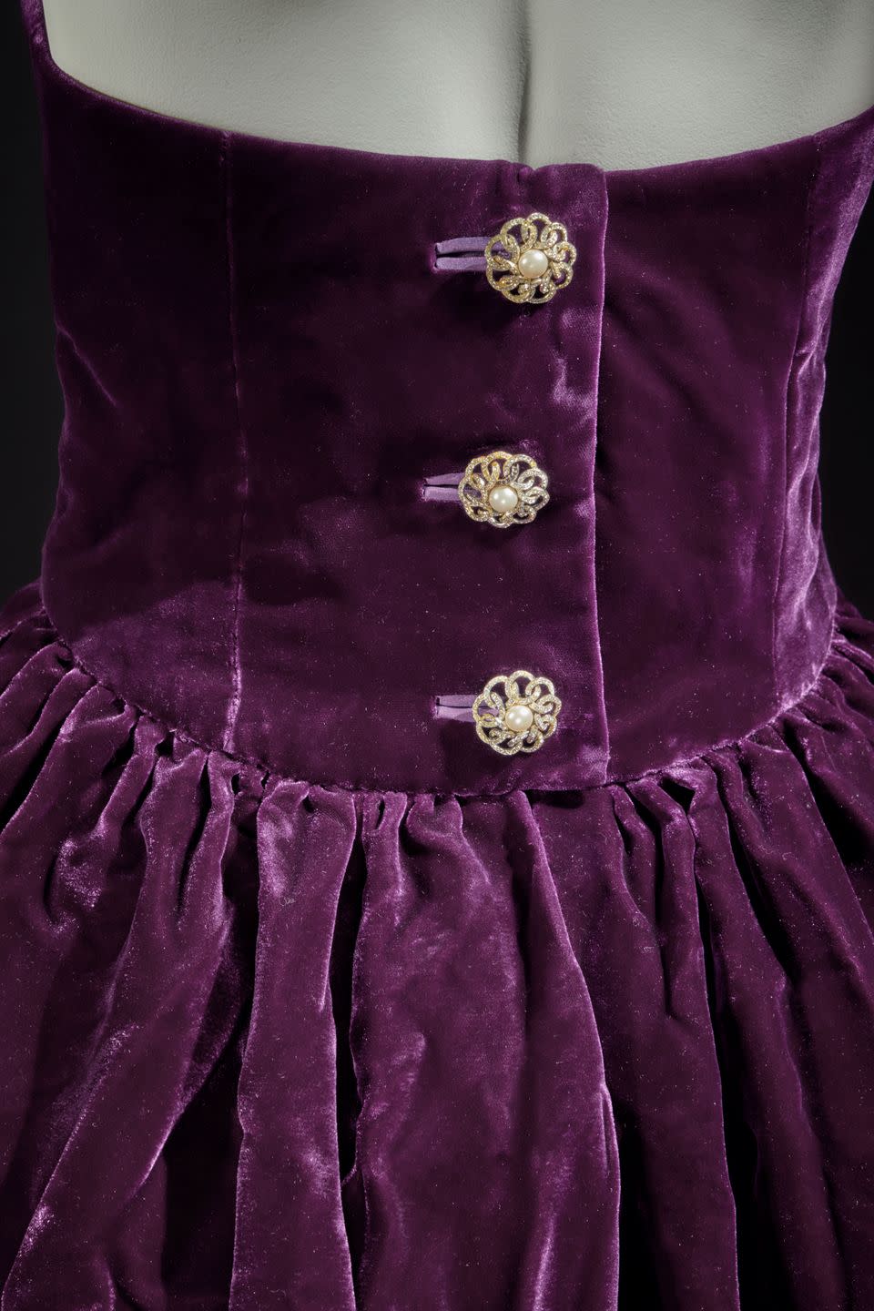 princess dianas ball gown heads to auction at sothebys