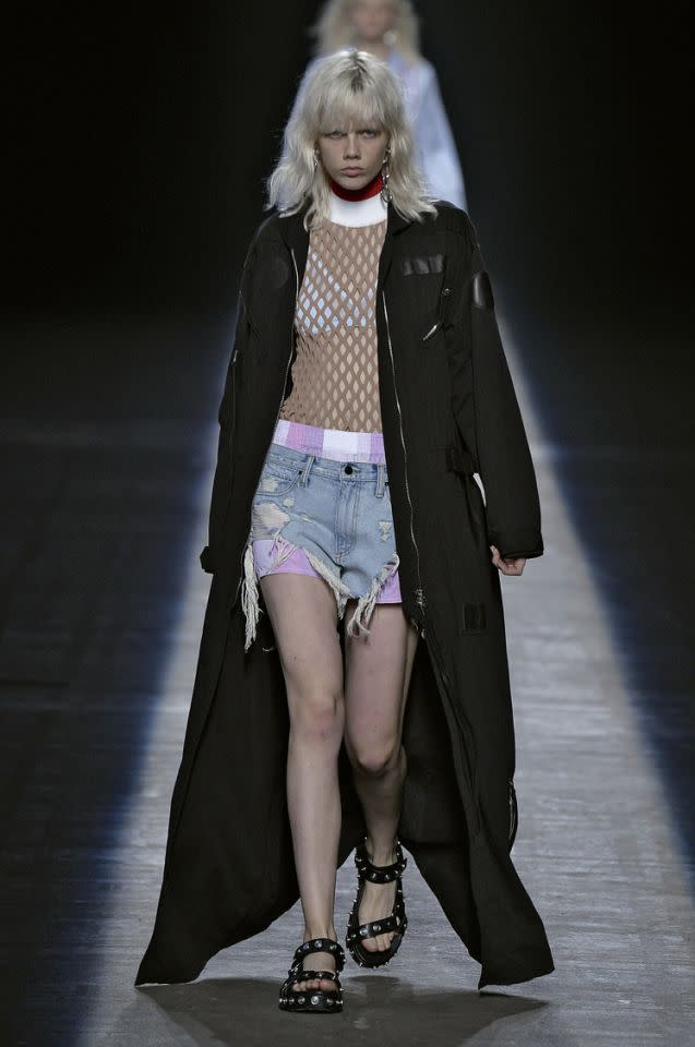 Alexander Wang Frühjahr/Sommer-Kollection 2016 bei der New York Fashion Week. (Bild: Getty Images)