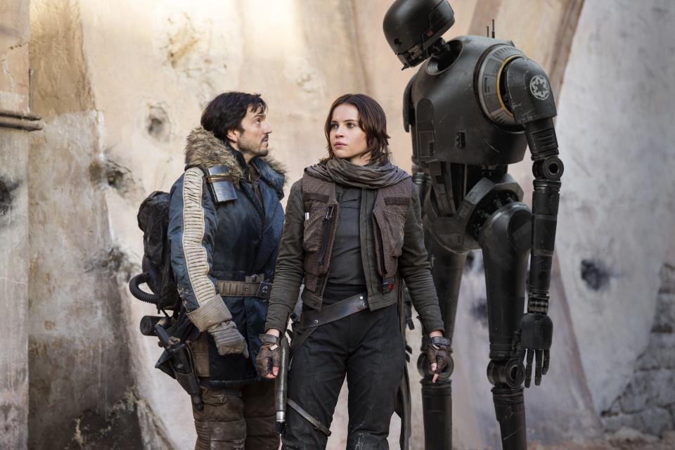 Diego Luna and Felicity Jones in Rogue One