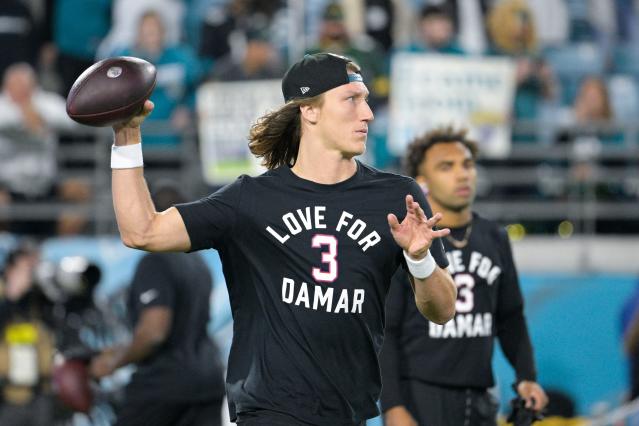 NFL players honor Damar Hamlin with shirts and jerseys in warmups