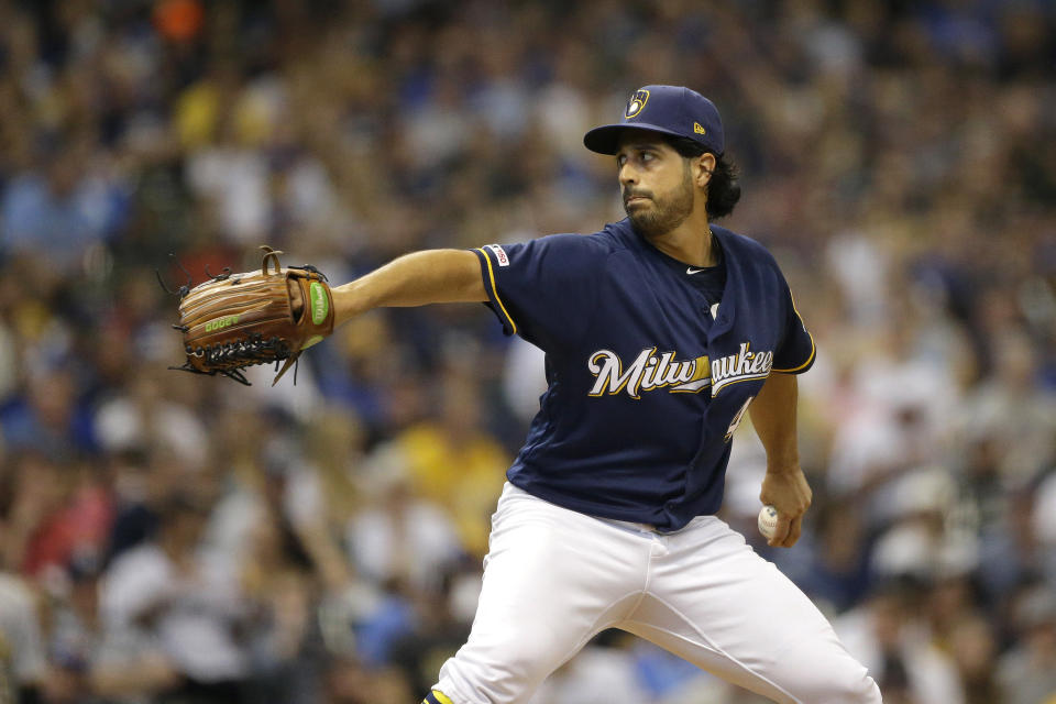 Milwaukee Brewers' Gio Gonzalez pitches during the fourth inning of a baseball game against the Pittsburgh Pirates, Sunday, Sept. 22, 2019, in Milwaukee. (AP Photo/Aaron Gash)