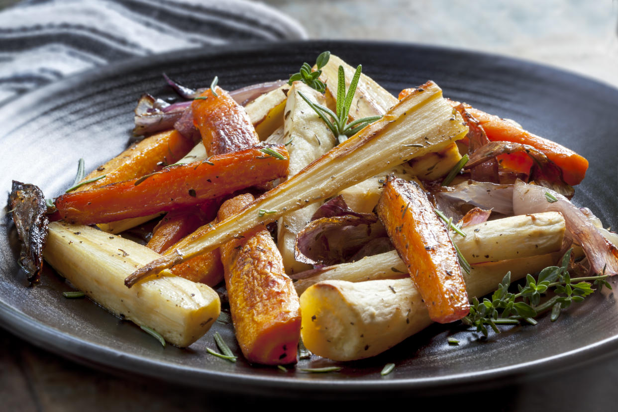 <span>Vegetables don’t have to be cast aside on the dinner table. [Photo: Getty]</span>