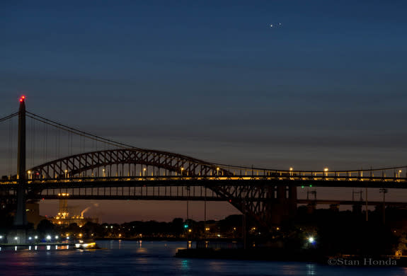 Photographer Stan Honda snapped this photo of the Jupiter-Venus conjunction from New York City.