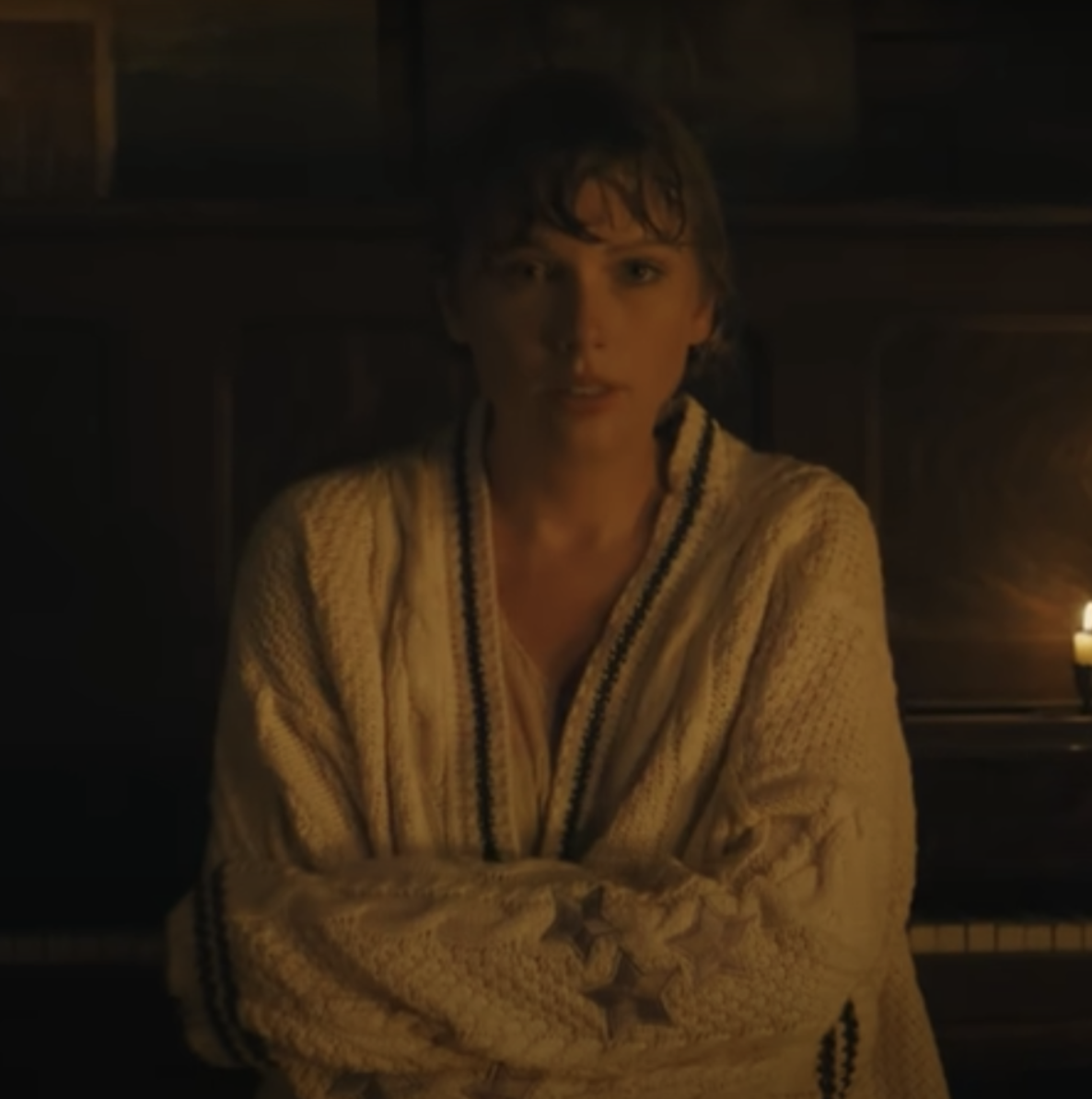 taylor swift in cardigan music video