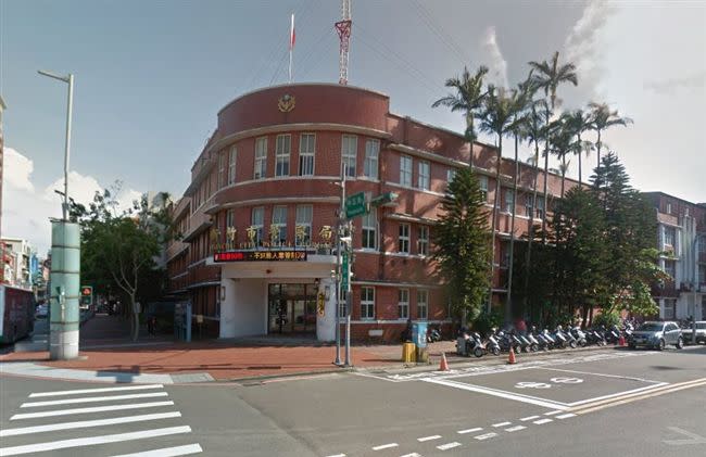 新竹市警察局第一分局西門派出所洪姓副所長在寢室自戕身亡。（圖／翻攝自Google Map）